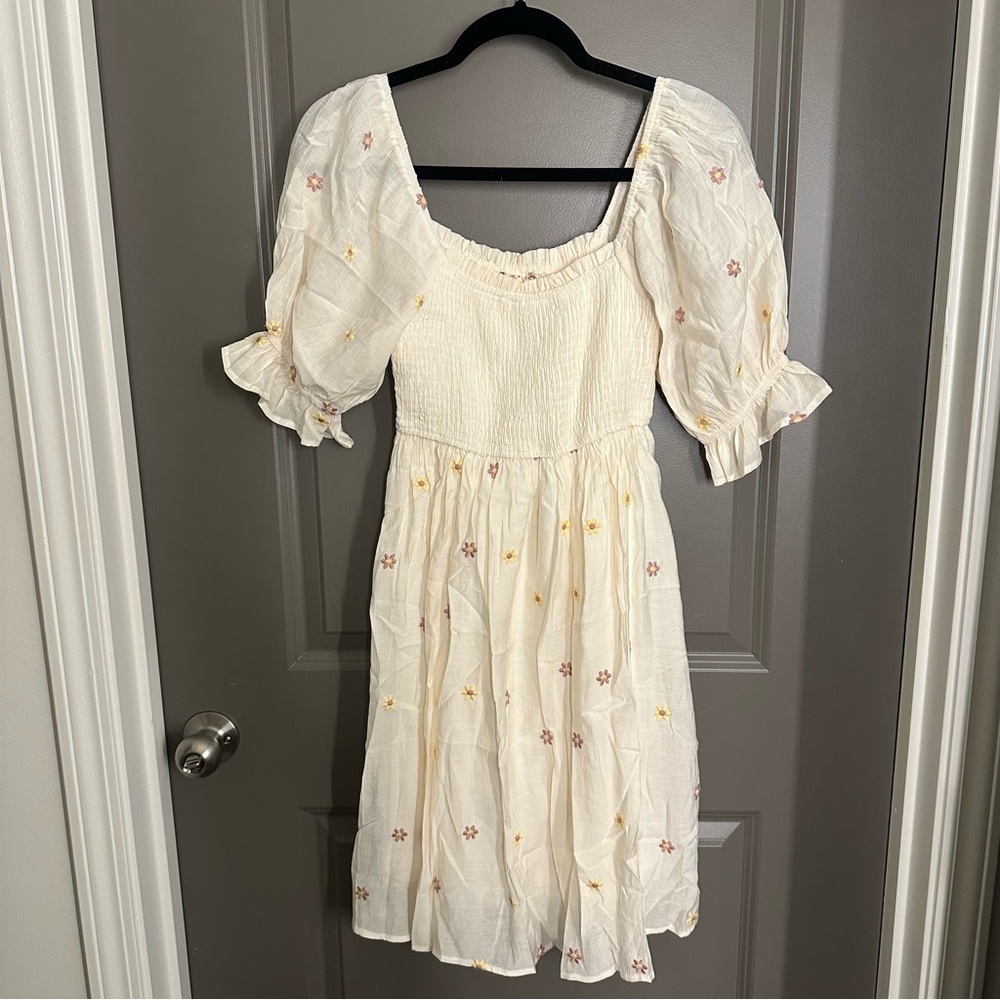 Hem & Thread Cream Floral Midi Dress